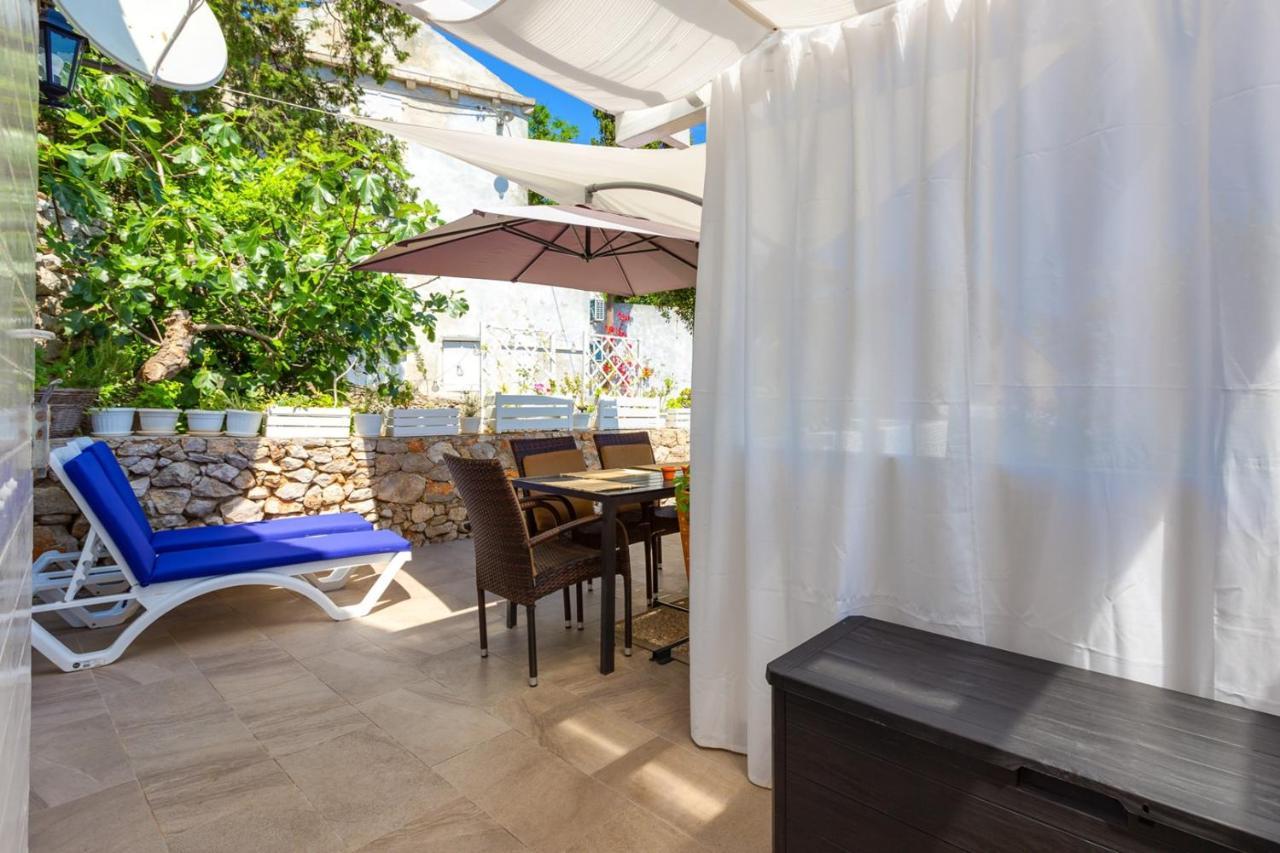 Apartments Valeria, Mali Losinj Exterior photo