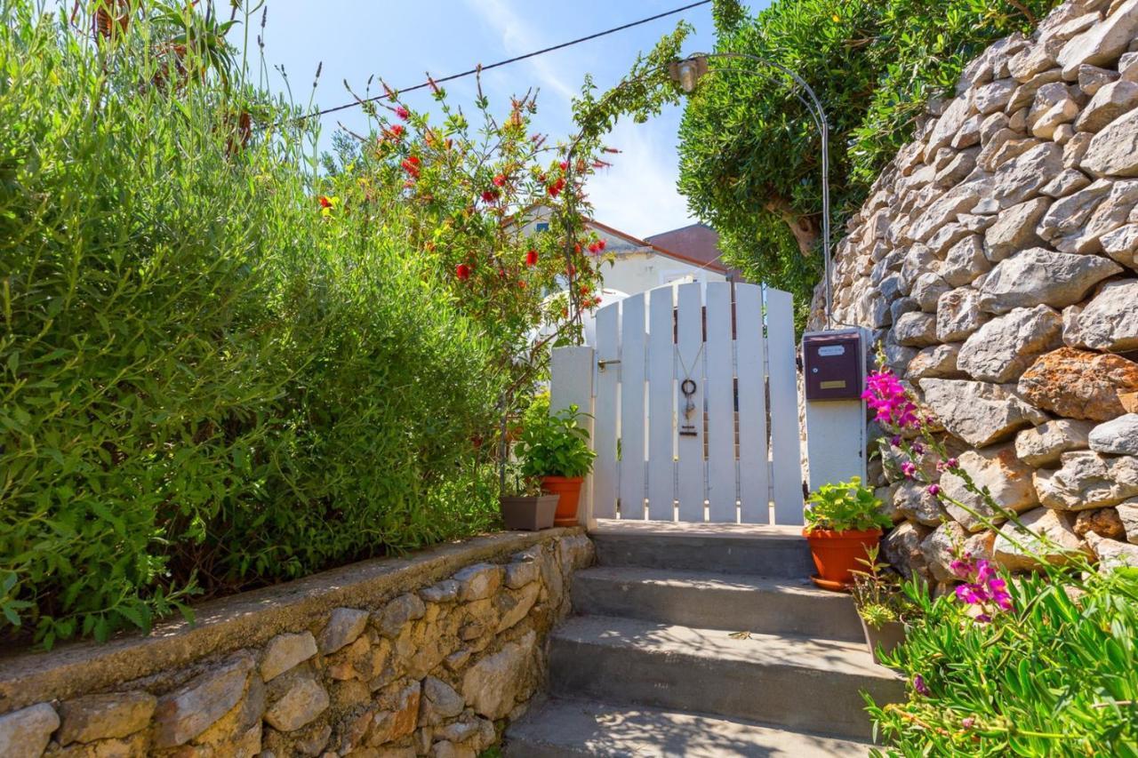 Apartments Valeria, Mali Losinj Exterior photo