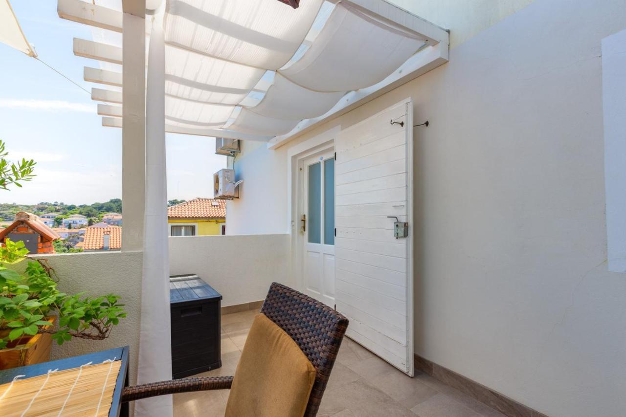 Apartments Valeria, Mali Losinj Exterior photo